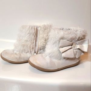 🌻🌻3/$10 Toddler Booties Size 9